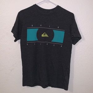 Quicksilver t-shirt